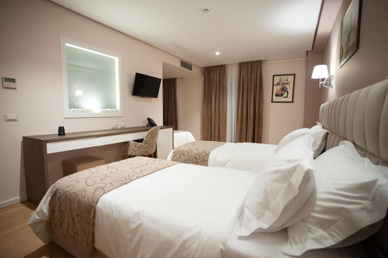 Doanesia Premium Hotel & Spa Tirana Zewnętrze zdjęcie