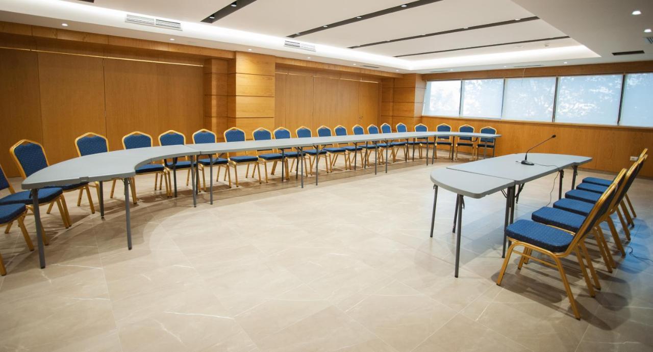 Doanesia Premium Hotel & Spa Tirana Zewnętrze zdjęcie