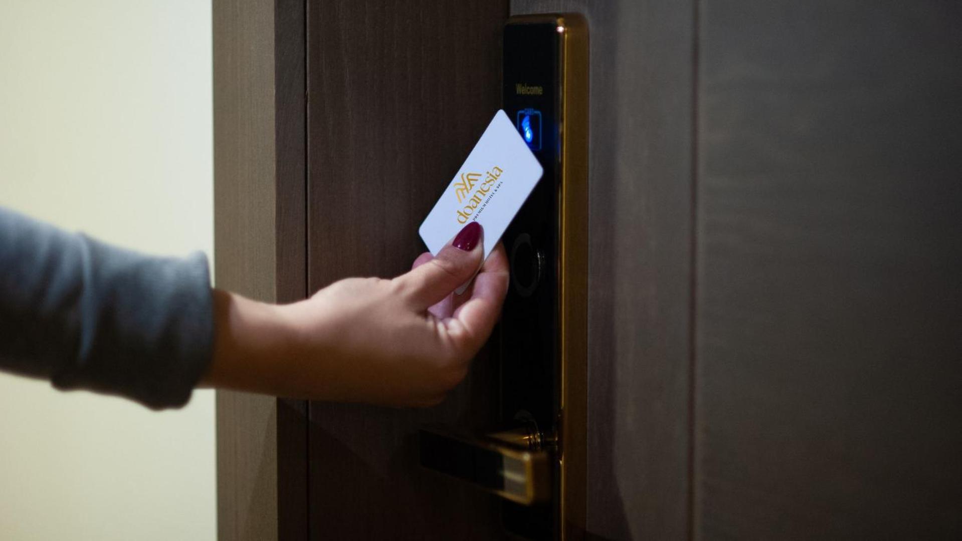 Doanesia Premium Hotel & Spa Tirana Zewnętrze zdjęcie